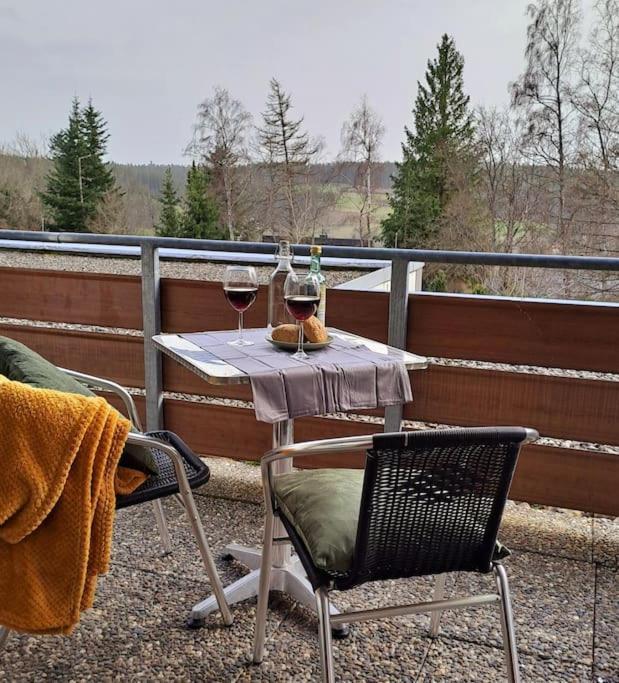 Schwarzwald-Traum Mit Pool Und Sauna Unterkirnach Exterior foto